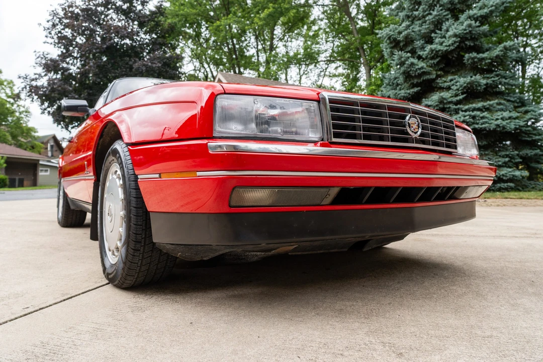 1992 Cadillac Allante - Image 8 of 31