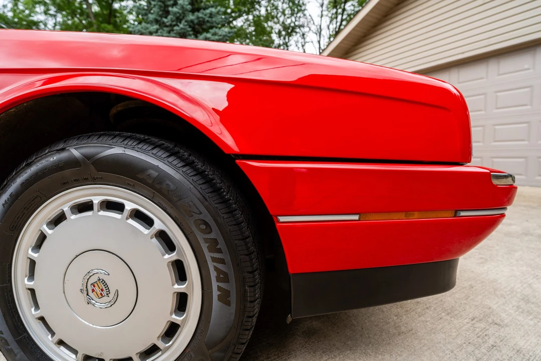 1992 Cadillac Allante - Image 25 of 31