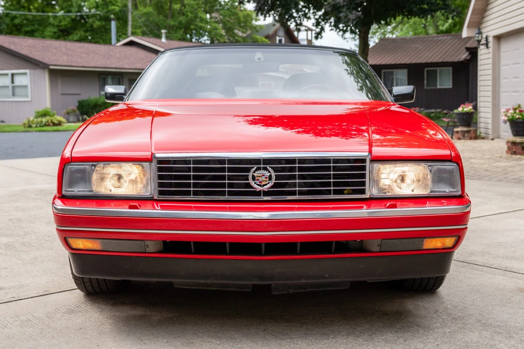 1992 Cadillac Allante - Image 4 of 31