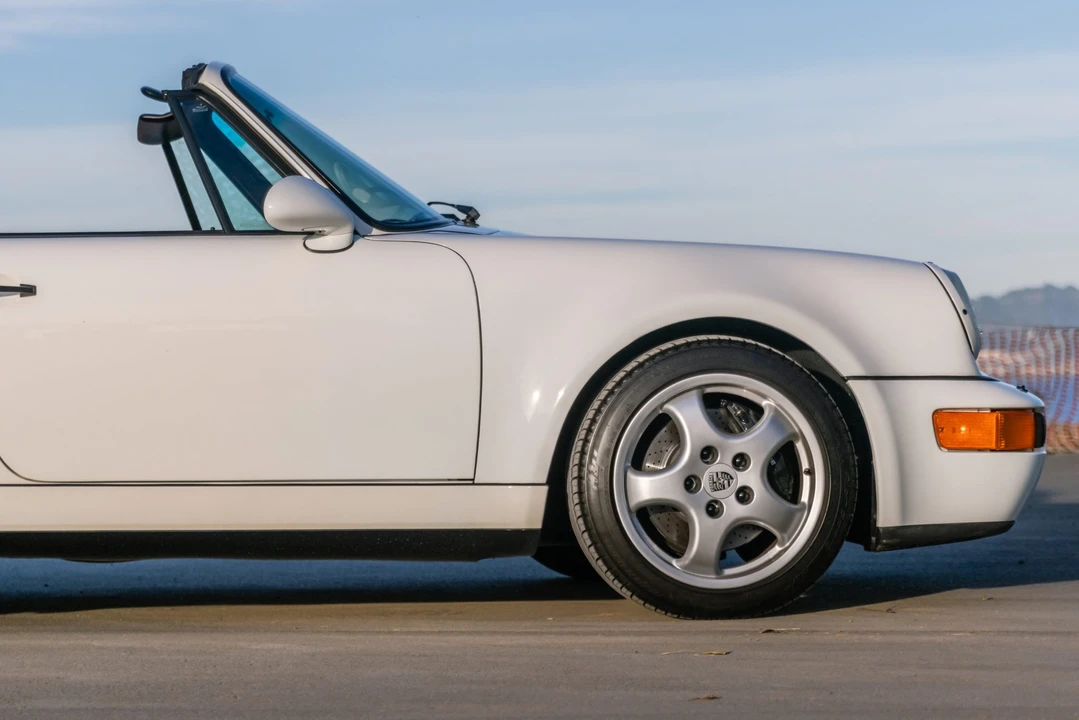 1992 Porsche 964 Carrera RS America - Image 25 of 31