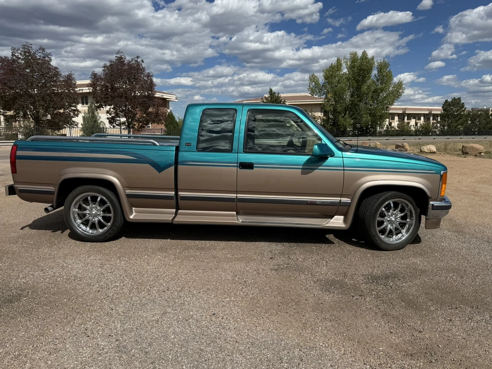 1993 GMC Sierra 1st Gen - Image 7 of 31