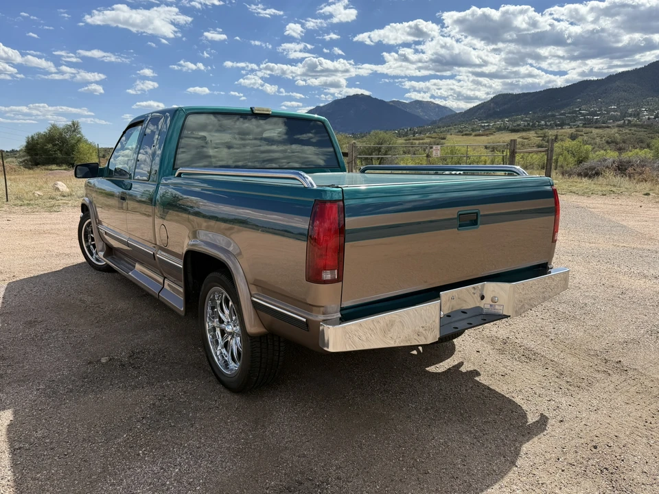 1993 GMC Sierra 1st Gen - Image 4 of 31