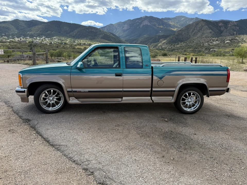 1993 GMC Sierra 1st Gen - Image 3 of 31