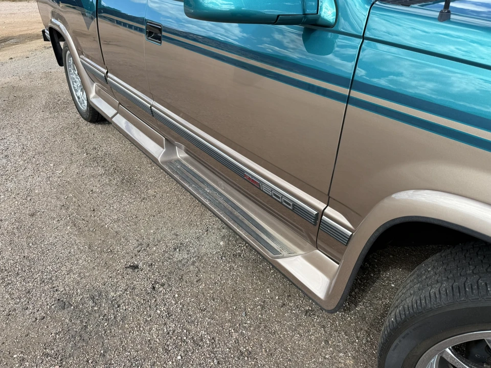 1993 GMC Sierra 1st Gen - Image 23 of 31