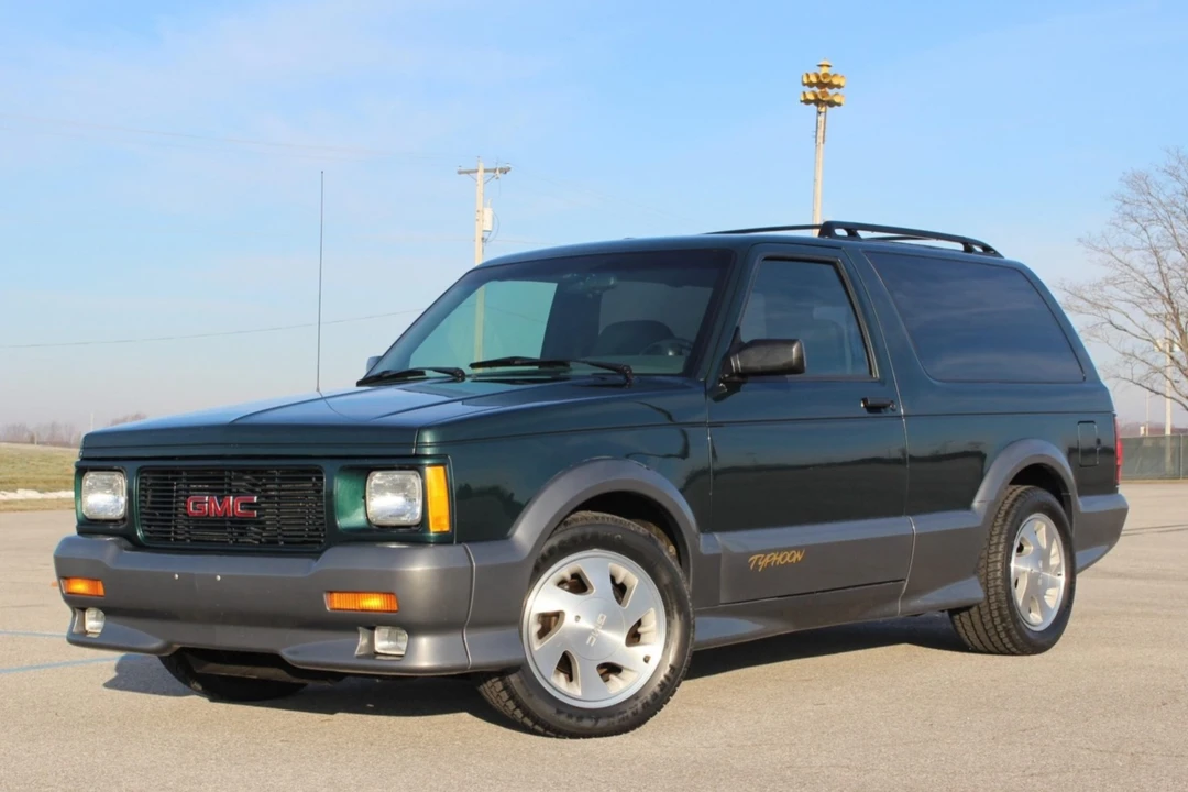 1993 GMC S-15 Jimmy 1st Gen - Image 2 of 31