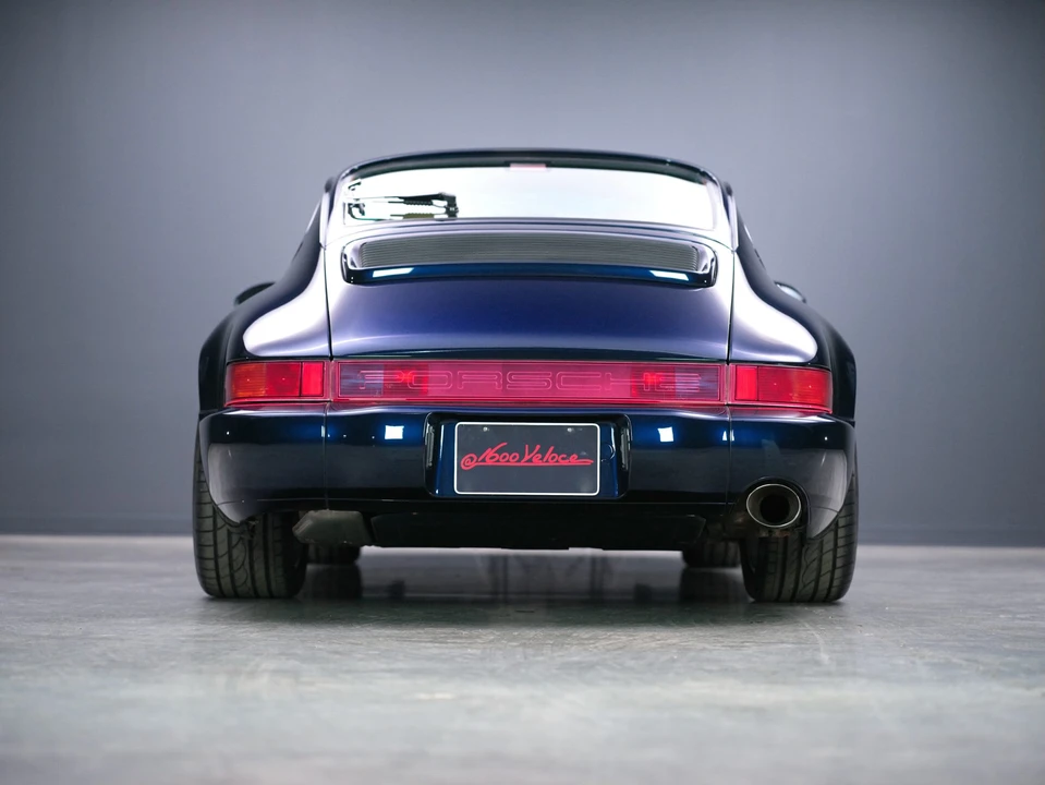 1993 Porsche 964 Carrera 4 - Image 10 of 31