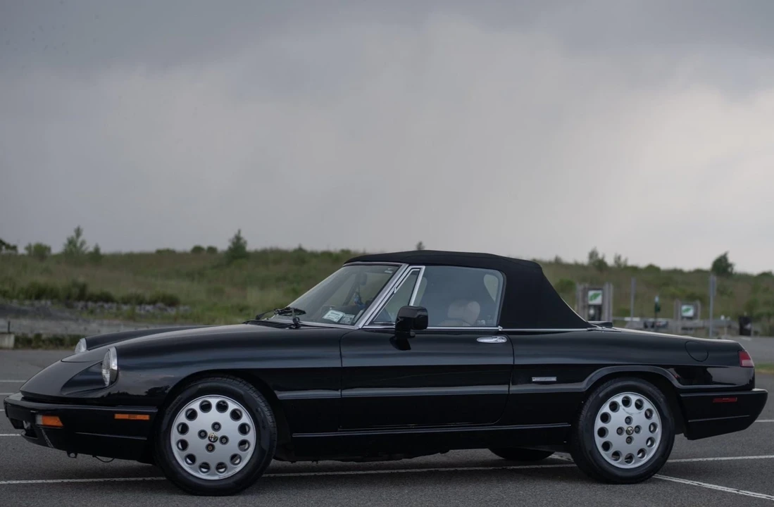 1994 Alfa Romeo Series 4 - Image 2 of 31