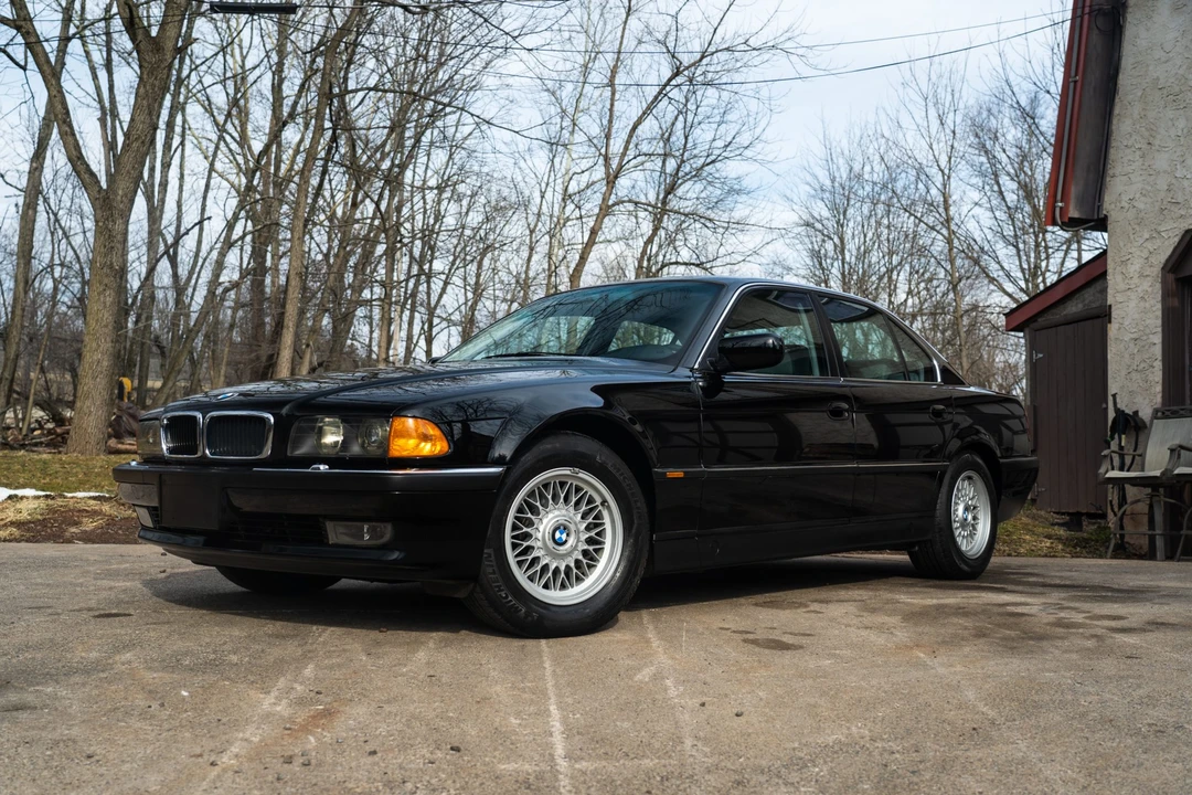 1995 BMW E38 7 Series - Image 4 of 31