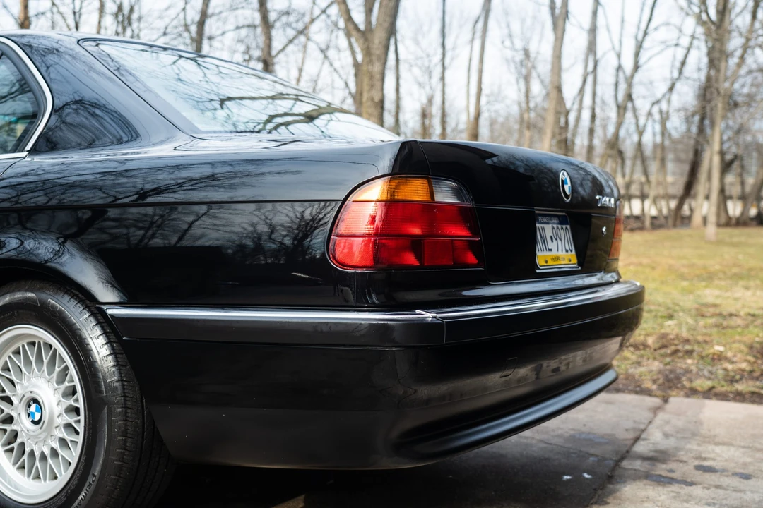 1995 BMW E38 7 Series - Image 30 of 31