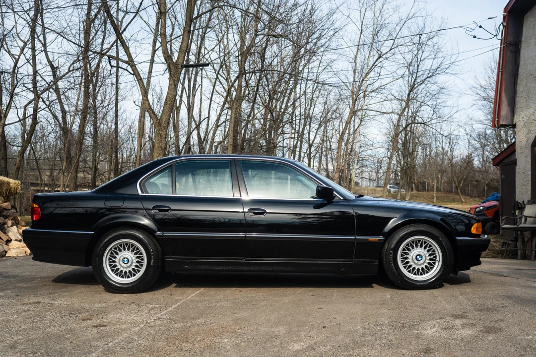 1995 BMW E38 7 Series - Image 12 of 31