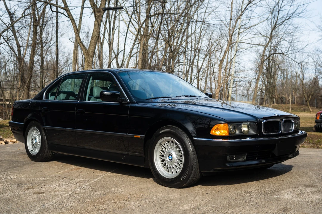 1995 BMW E38 7 Series - Image 14 of 31