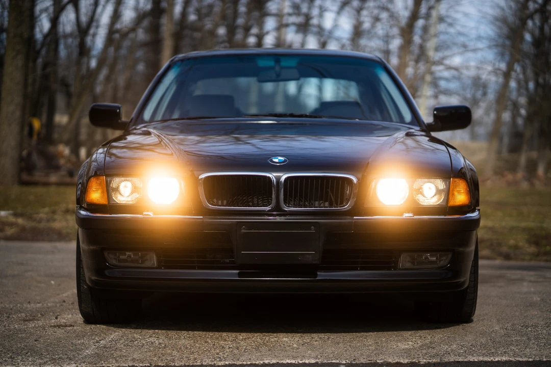 1995 BMW E38 7 Series - Image 22 of 31