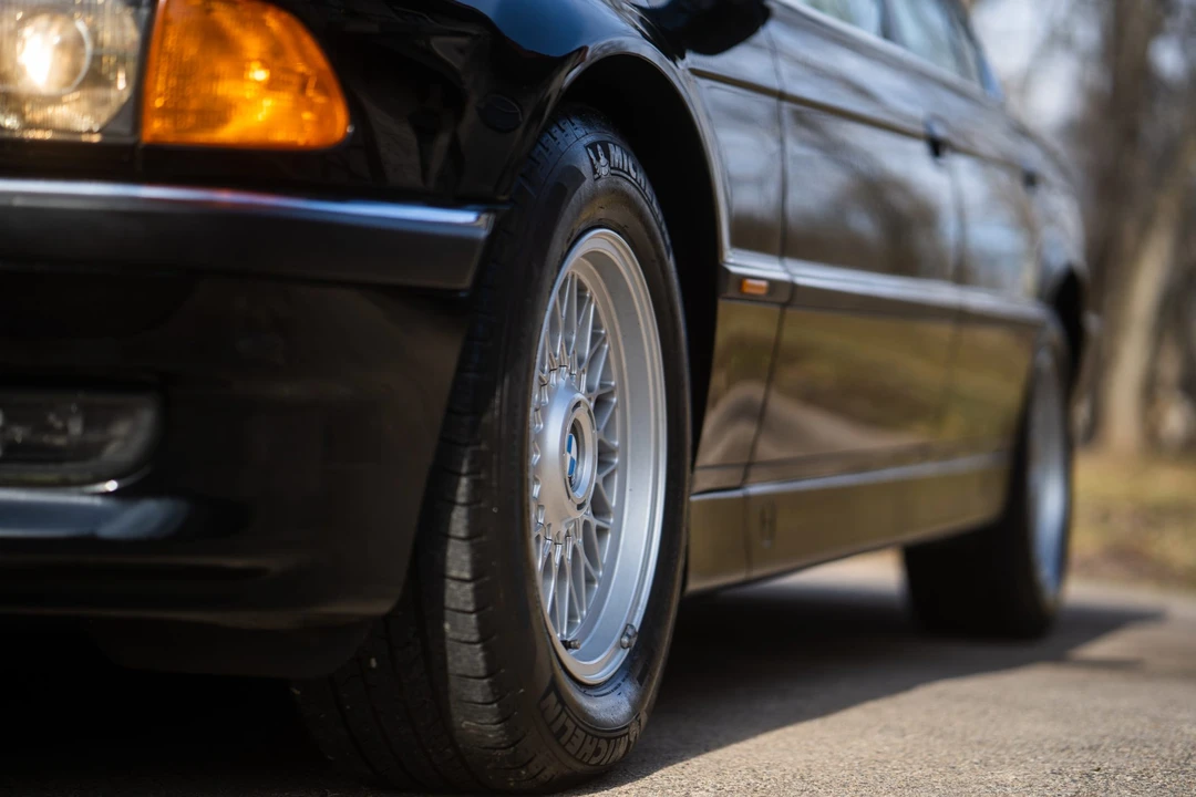 1995 BMW E38 7 Series - Image 27 of 31