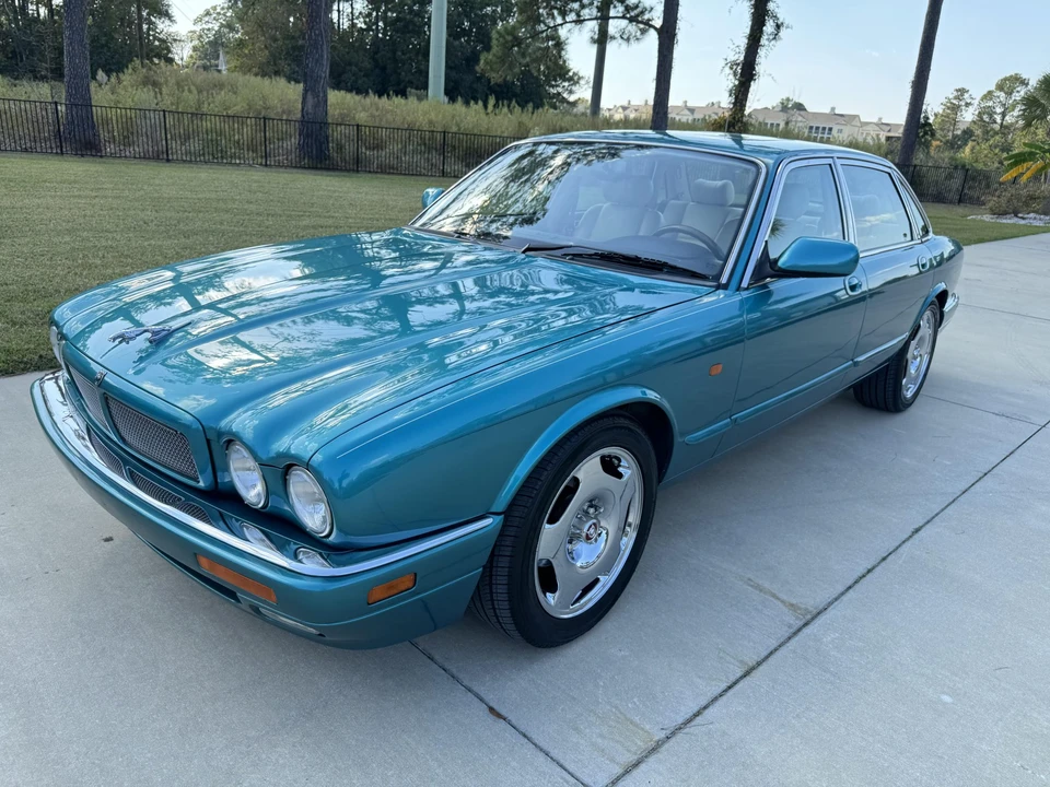 1995 Jaguar X306 XJR - Image 10 of 31