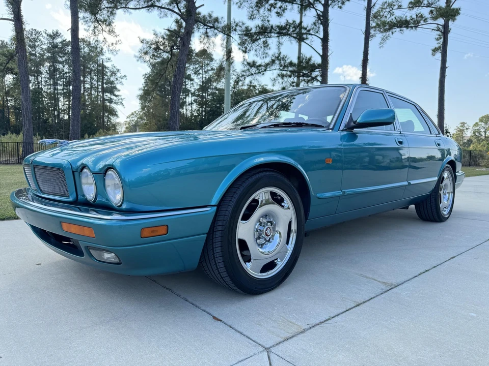 1995 Jaguar X306 XJR - Image 9 of 31