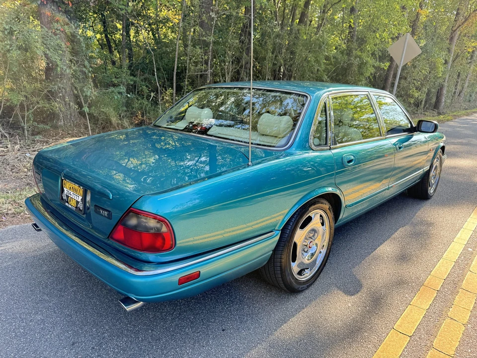 1995 Jaguar X306 XJR - Image 27 of 31
