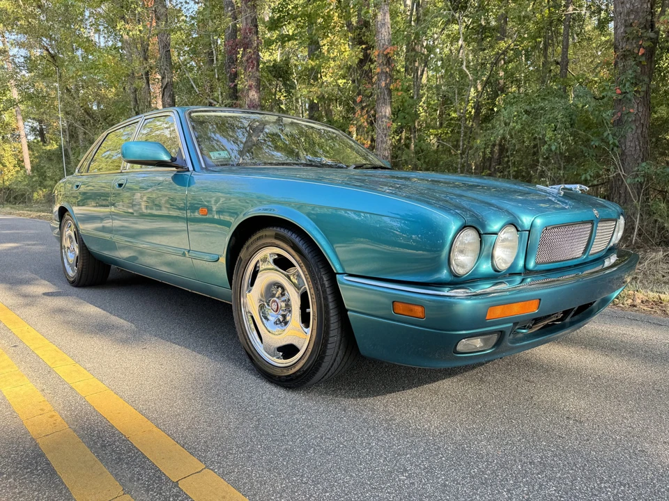 1995 Jaguar X306 XJR - Image 15 of 31