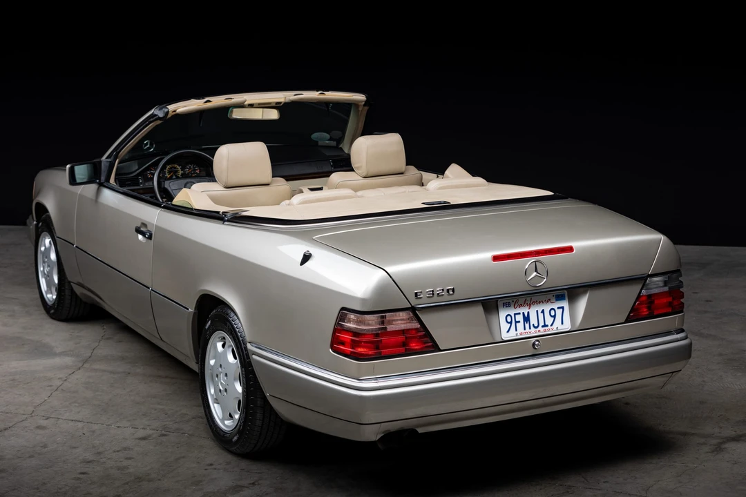 1995 Mercedes-Benz W124 E-Class - Image 17 of 31