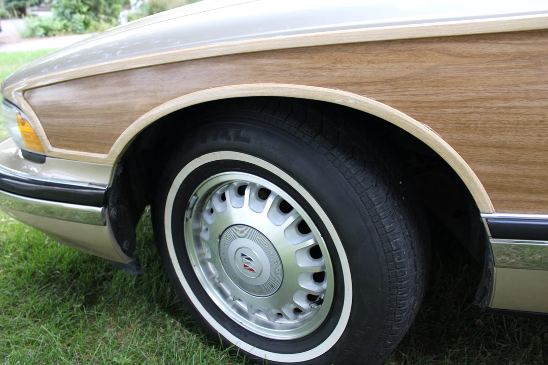 1996 Buick Roadmaster - Image 22 of 31