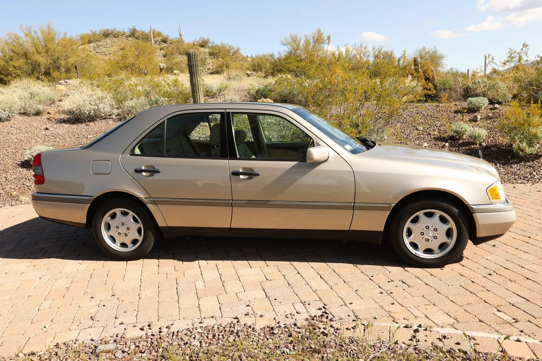 1996 Mercedes-Benz W202 C-Class - Image 5 of 31