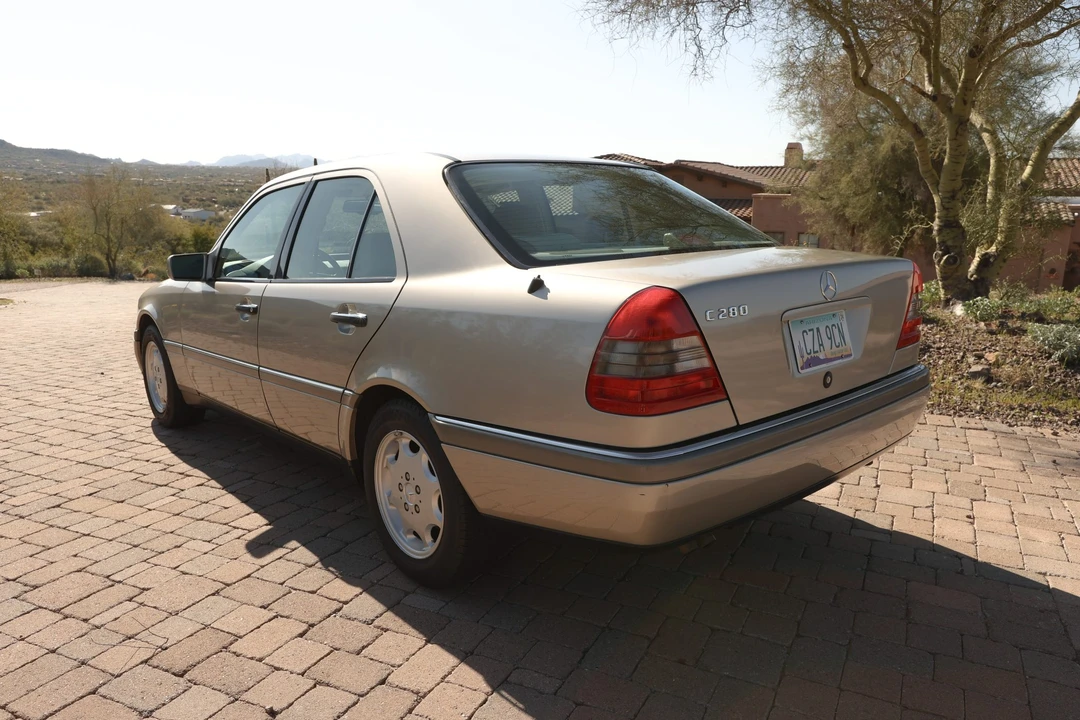 1996 Mercedes-Benz W202 C-Class - Image 8 of 31