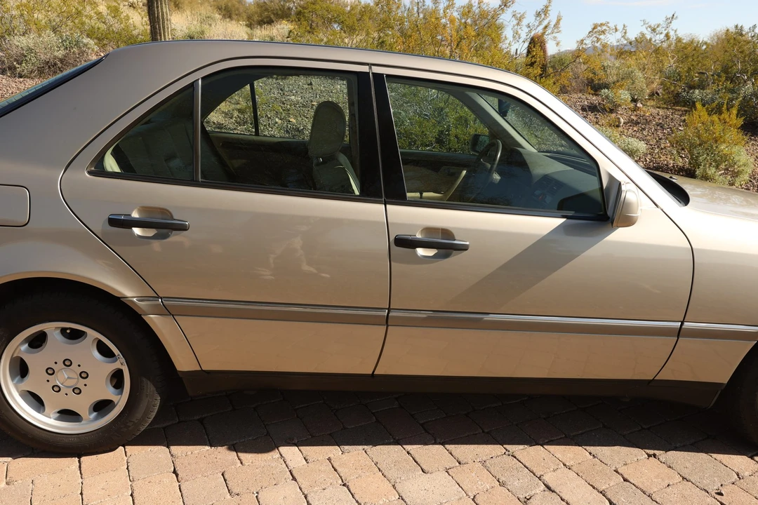 1996 Mercedes-Benz W202 C-Class - Image 23 of 31
