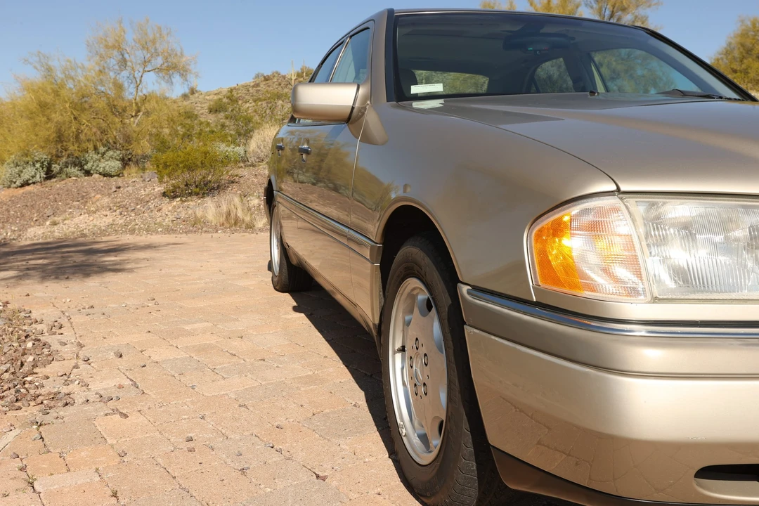 1996 Mercedes-Benz W202 C-Class - Image 16 of 31