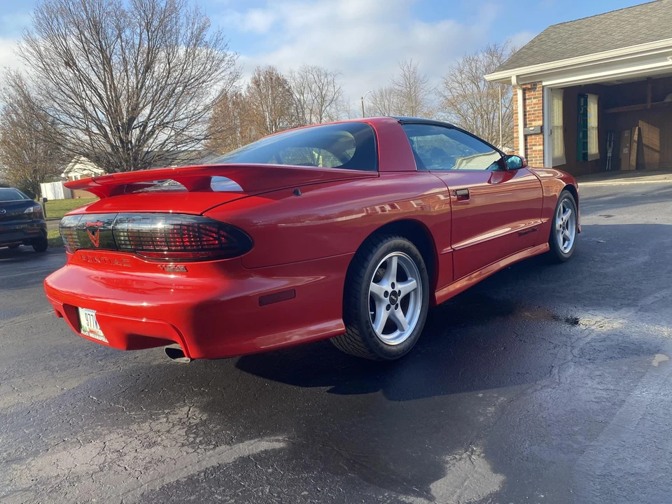 1996 Pontiac Firebird Trans Am 4th Gen - Image 17 of 31