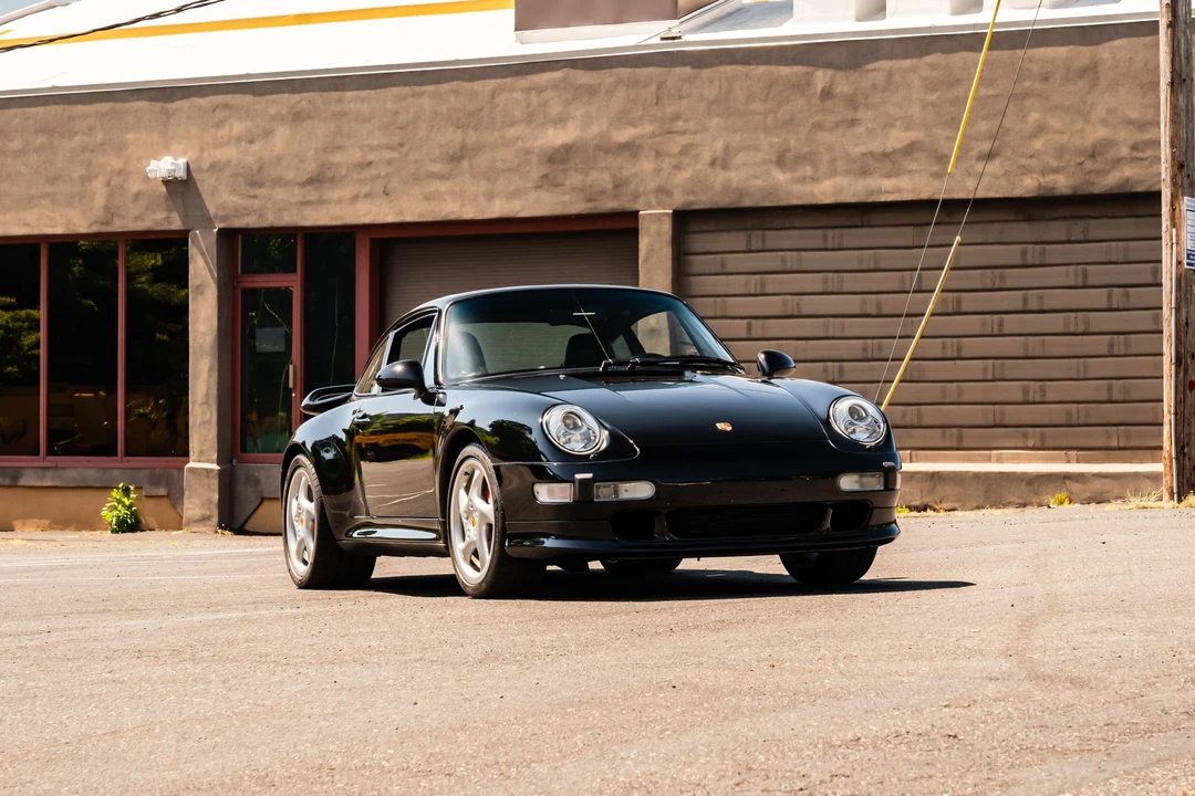 1996 Porsche 993 Carrera 4S - Image 12 of 31