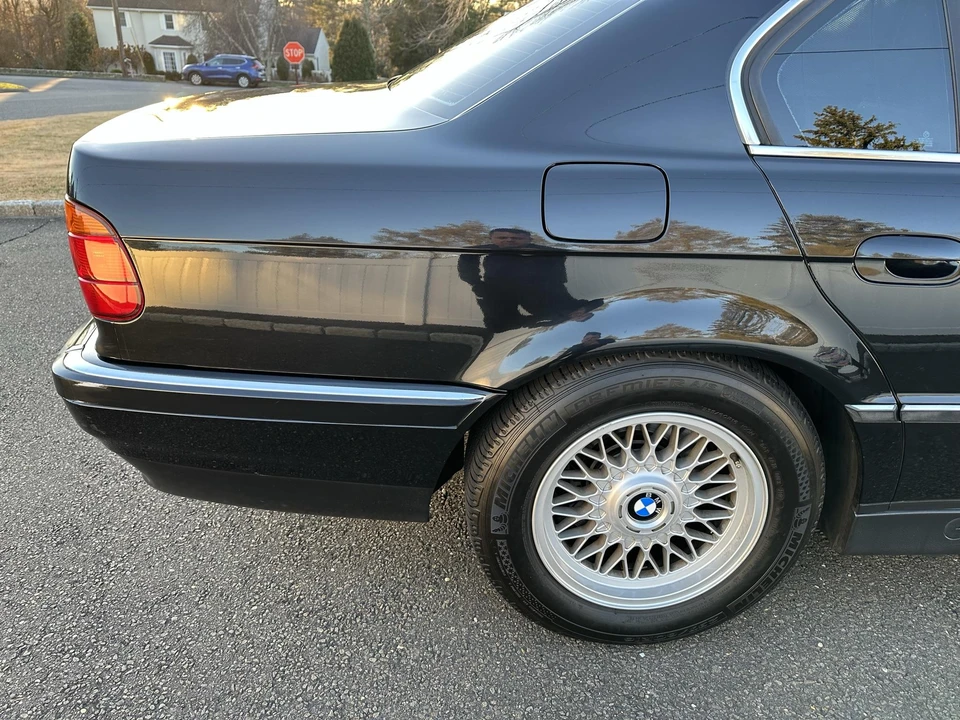 1997 BMW E38 7 Series - Image 18 of 31