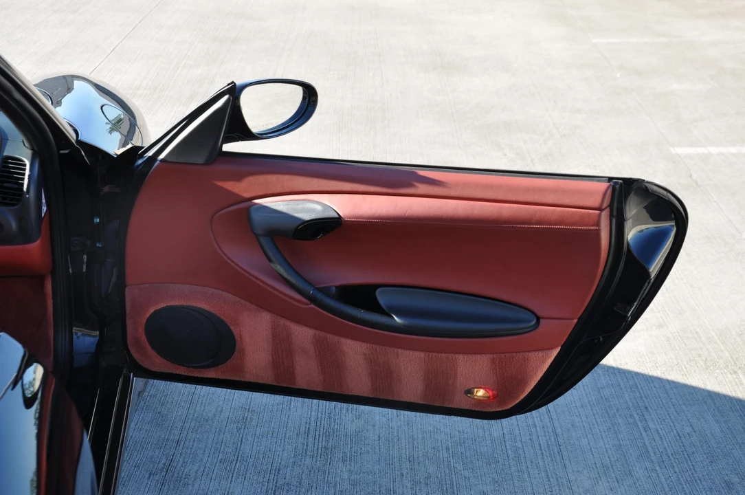 1997 Porsche 986 Boxster - Image 22 of 31