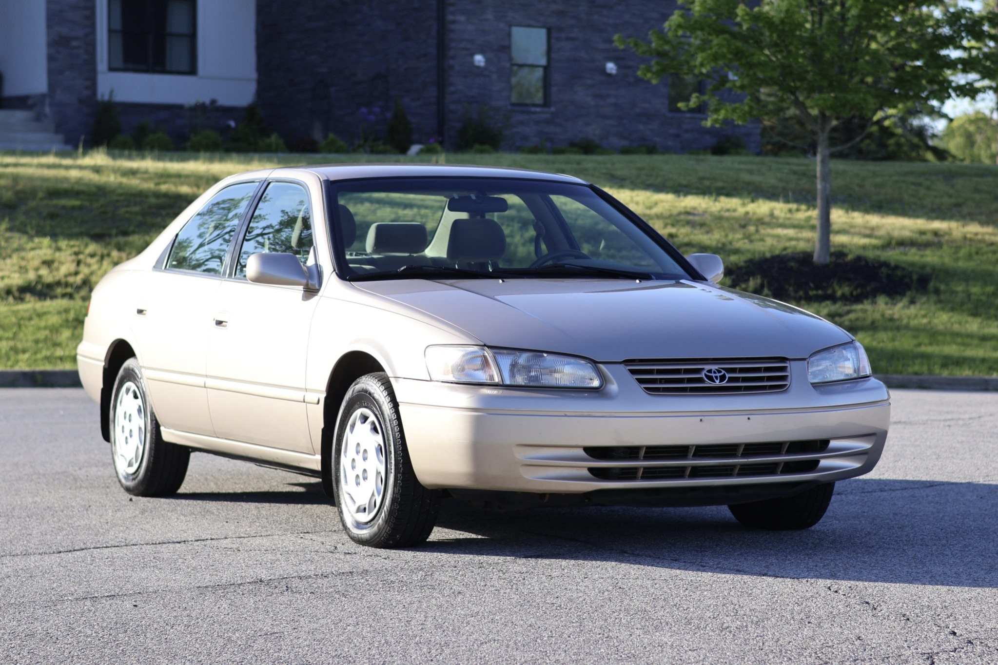 50k-Mile 1998 Toyota Camry LE