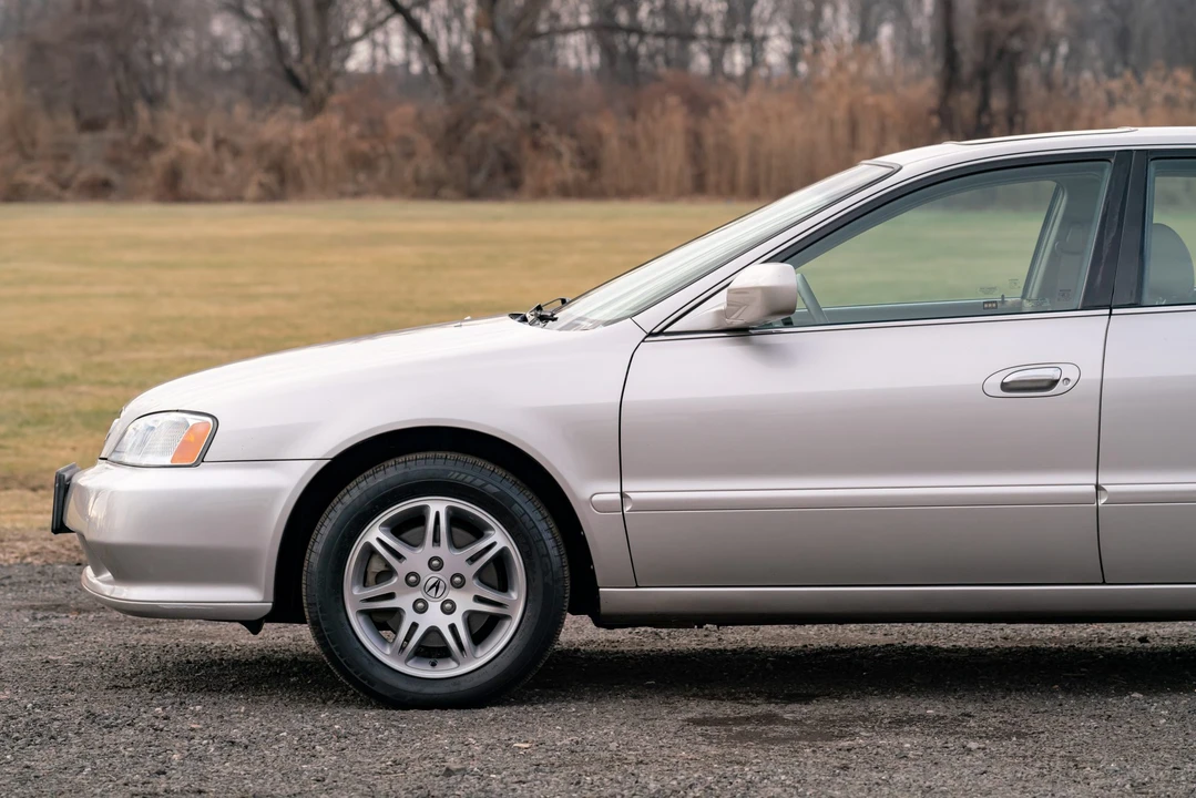 1999 Acura TL 2nd Gen - Image 26 of 31