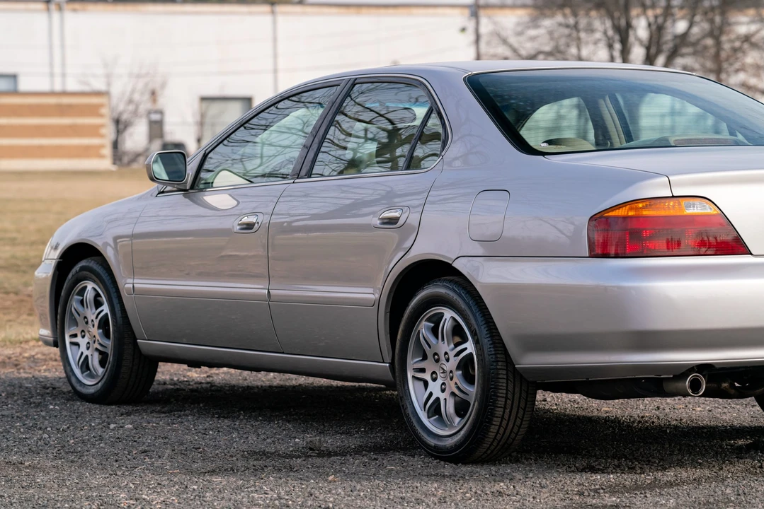 1999 Acura TL 2nd Gen - Image 29 of 31