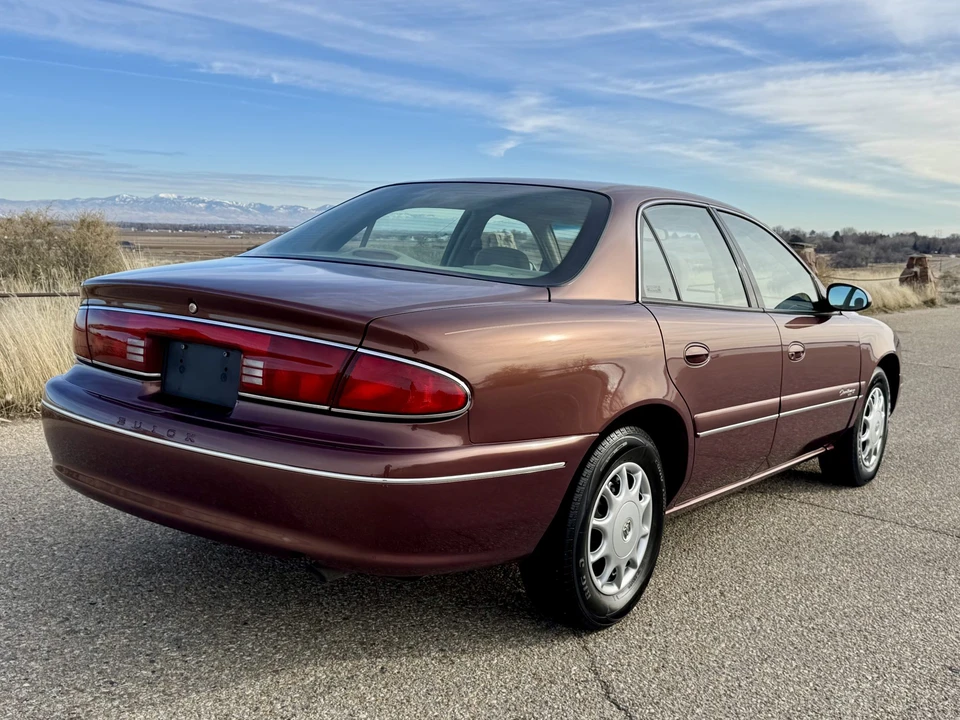 1999 Buick Century - Image 14 of 31