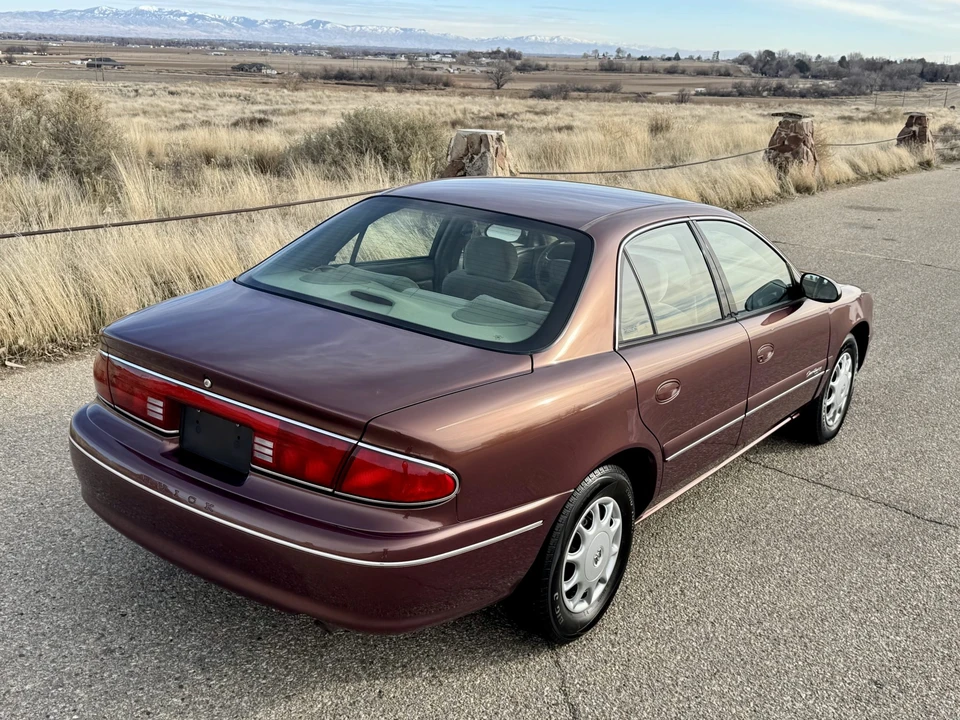 1999 Buick Century - Image 13 of 31