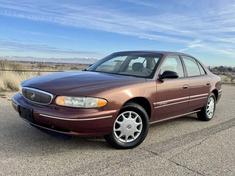 1999 Buick Century - Image 5 of 31
