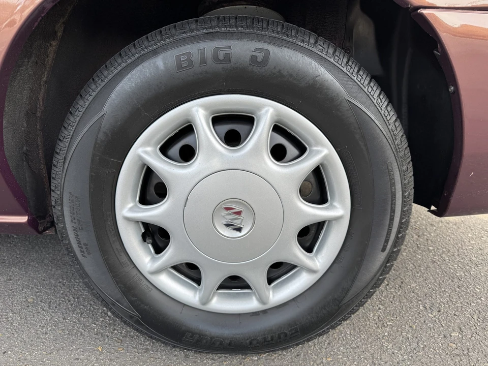 1999 Buick Century - Image 25 of 31