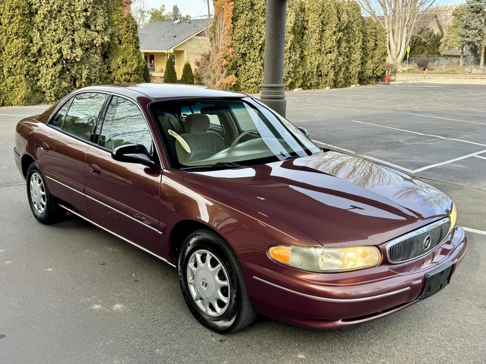 1999 Buick Century - Image 17 of 31