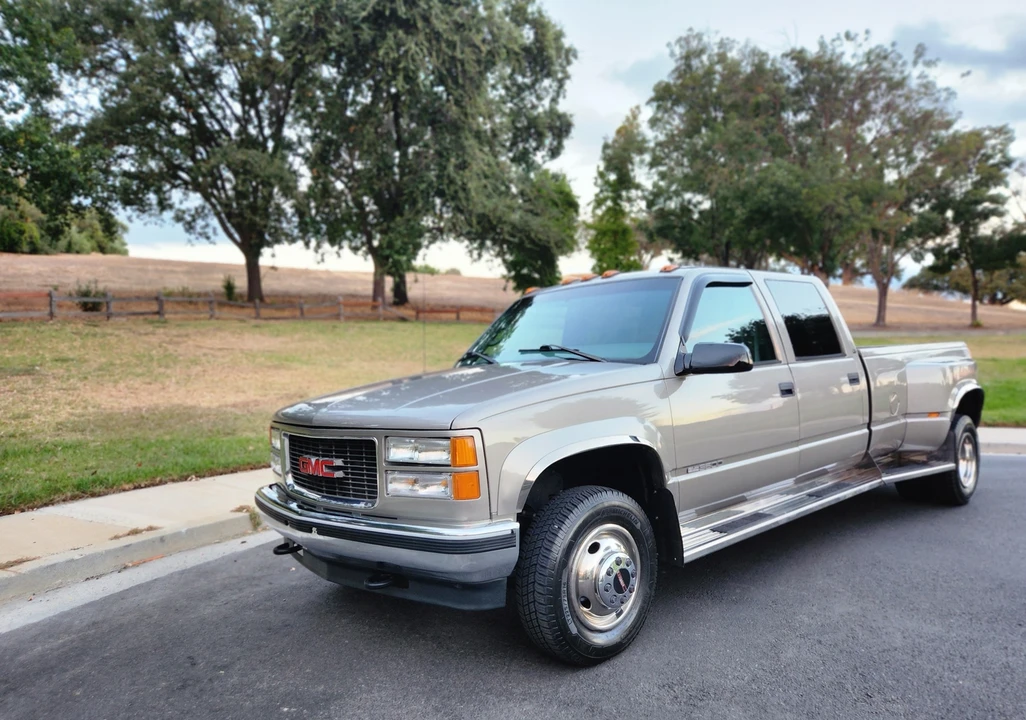 1999 GMC Sierra 1st Gen - Image 4 of 31