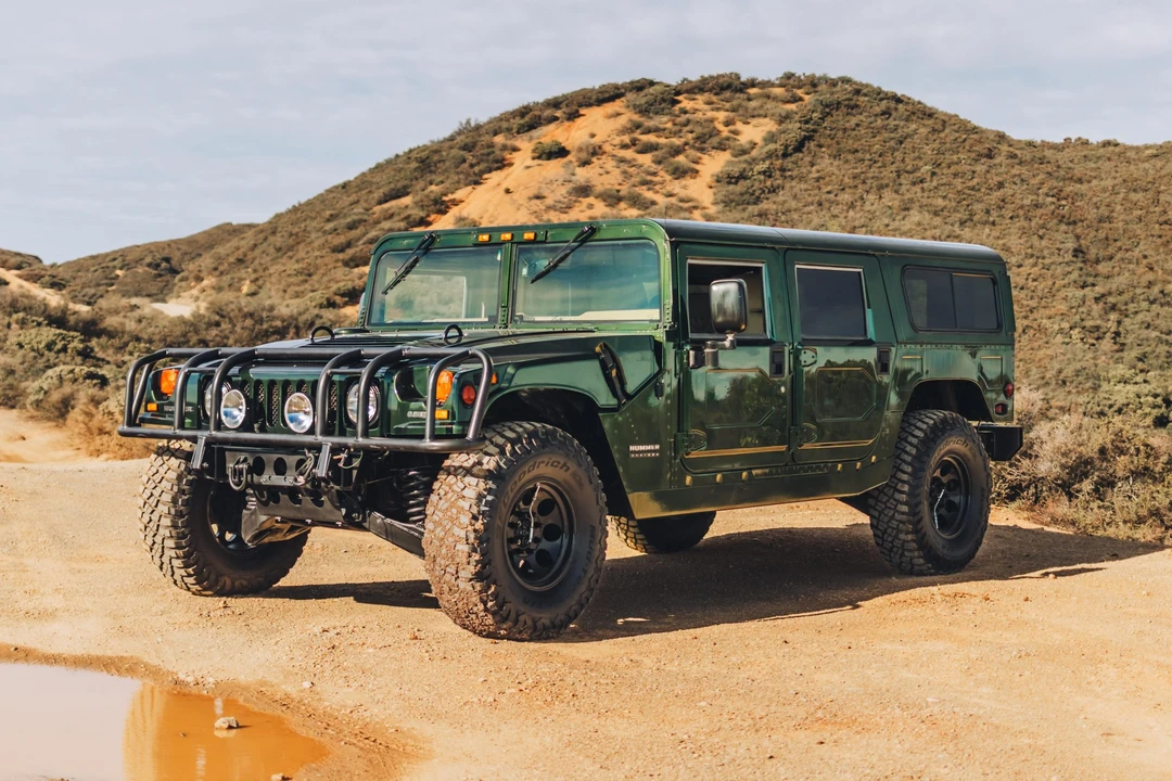 2000 Hummer Hummer H1 - Image 2 of 31