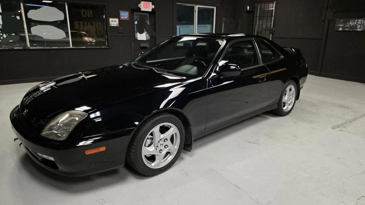 2000 Honda Prelude 5th Gen - Image 3 of 31