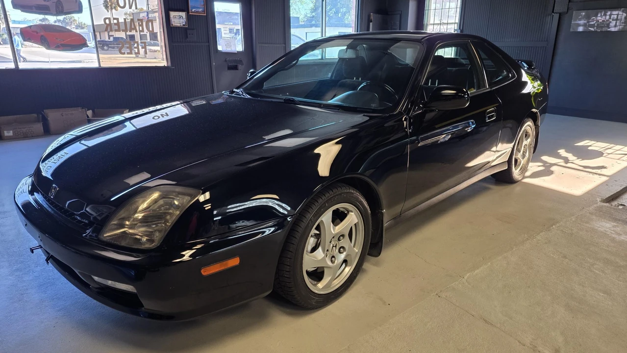 2000 Honda Prelude 5th Gen - Image 5 of 31