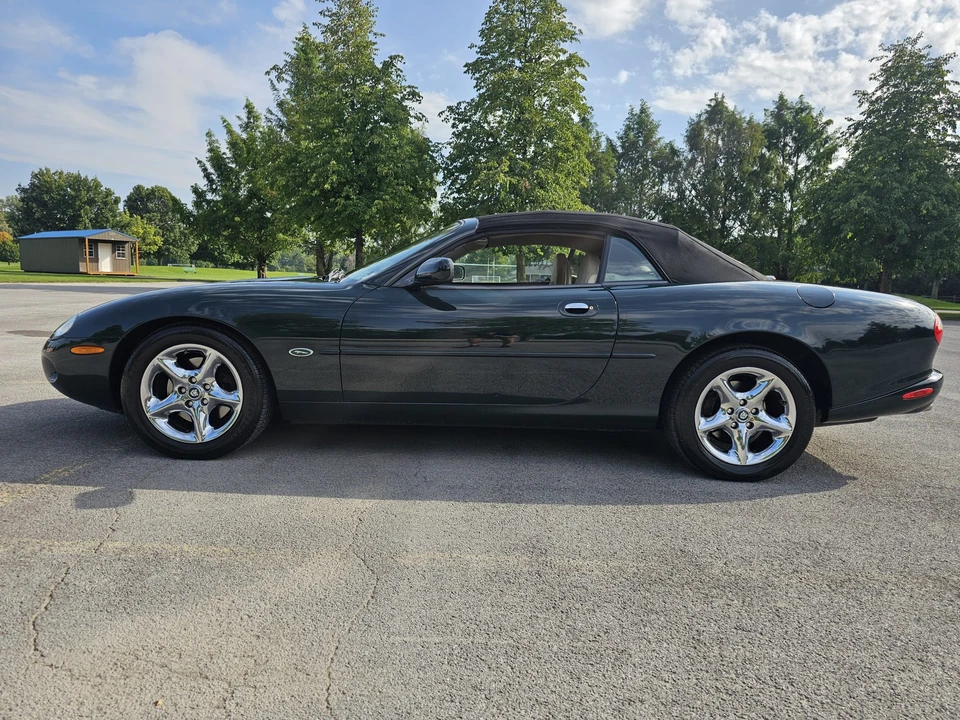 2000 Jaguar X100 XK8 - Image 11 of 31