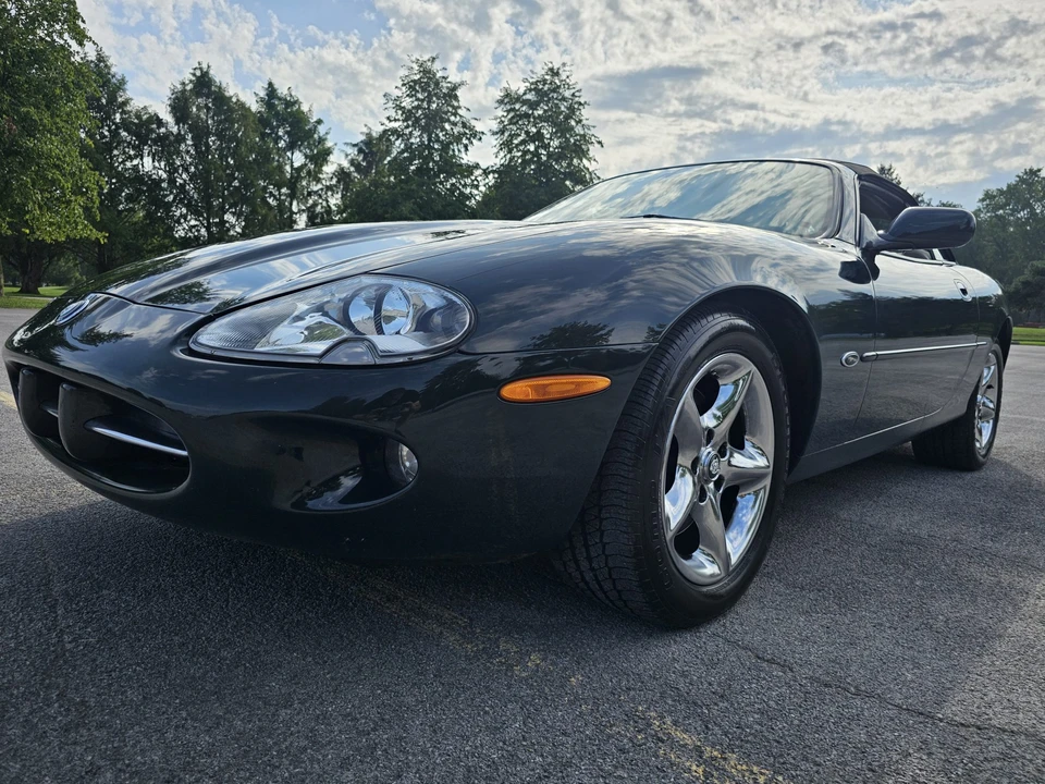 2000 Jaguar X100 XK8 - Image 8 of 31
