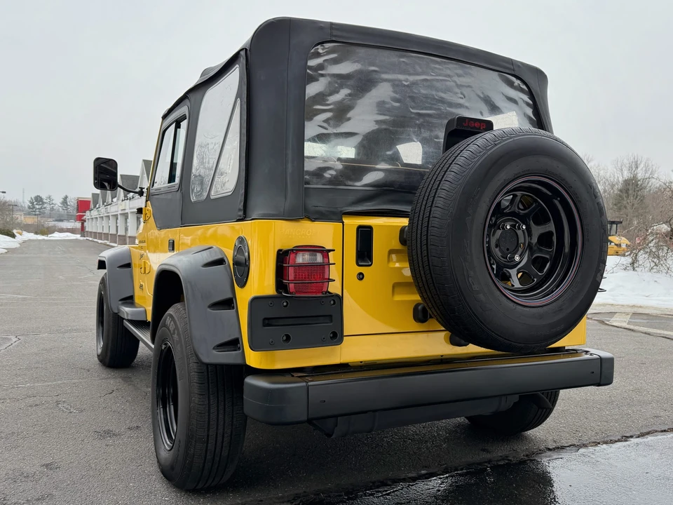 2000 Jeep TJ Wrangler - Image 5 of 31
