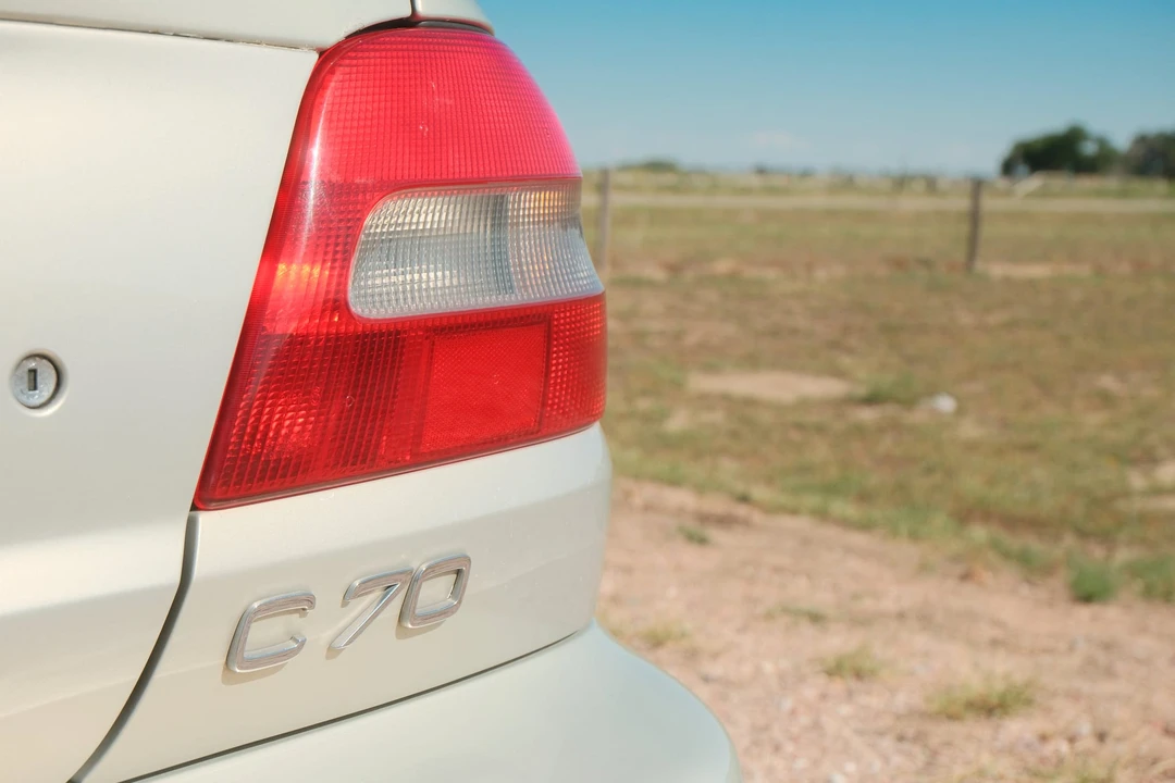 2000 Volvo C70 1st Gen - Image 31 of 31
