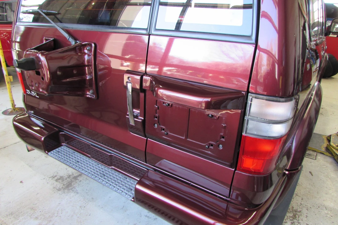 2001 Isuzu Trooper - Image 29 of 31