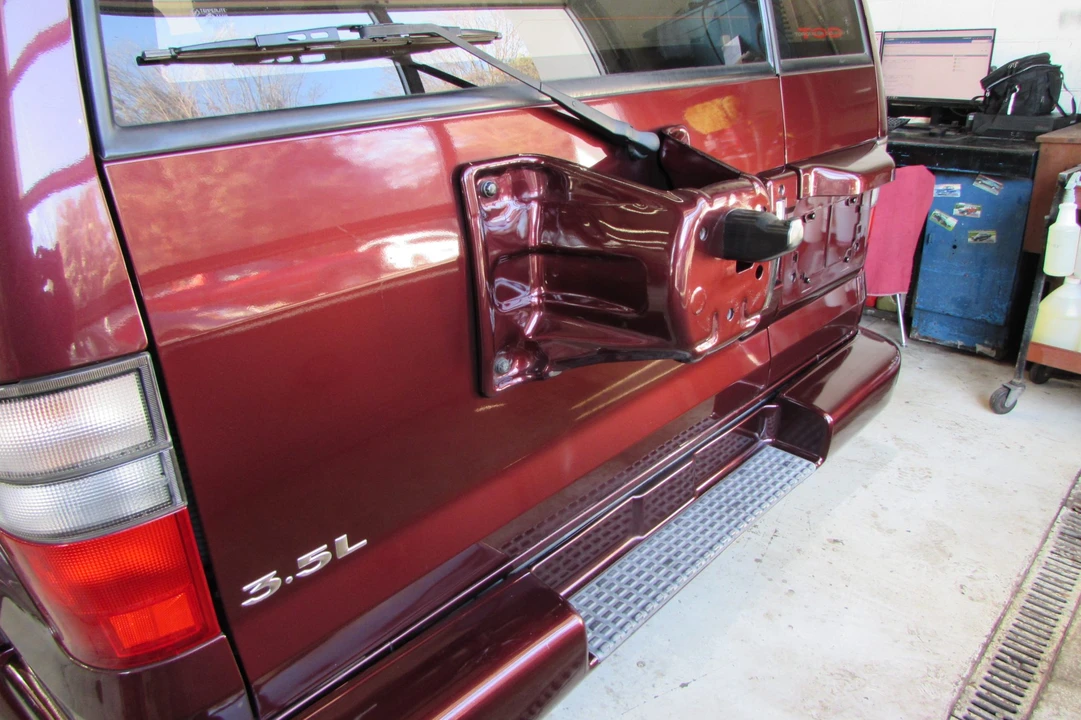 2001 Isuzu Trooper - Image 28 of 31