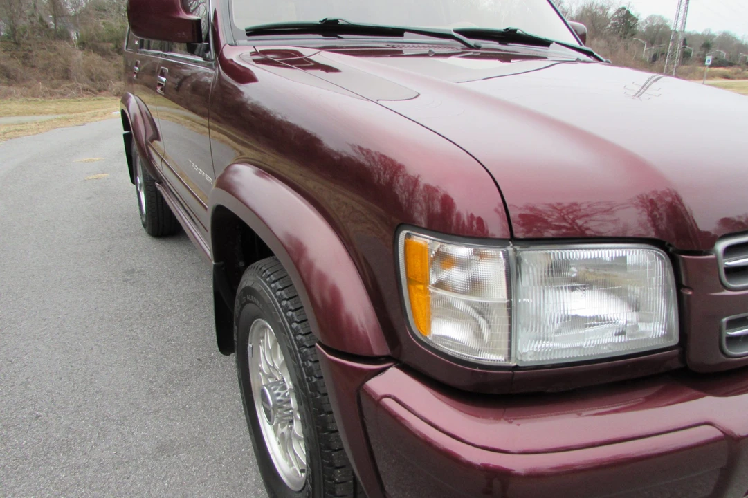 2001 Isuzu Trooper - Image 20 of 31